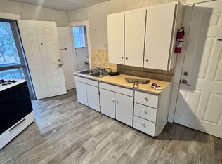 1825 State St #3, Kalamazoo, MI 49001