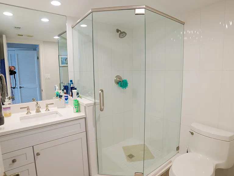 2611 Bayshore Blvd — Photo 23