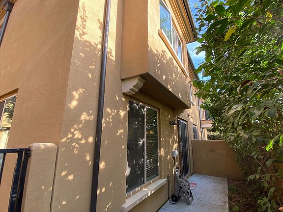 5th image of 738 W Camino Real Ave #H