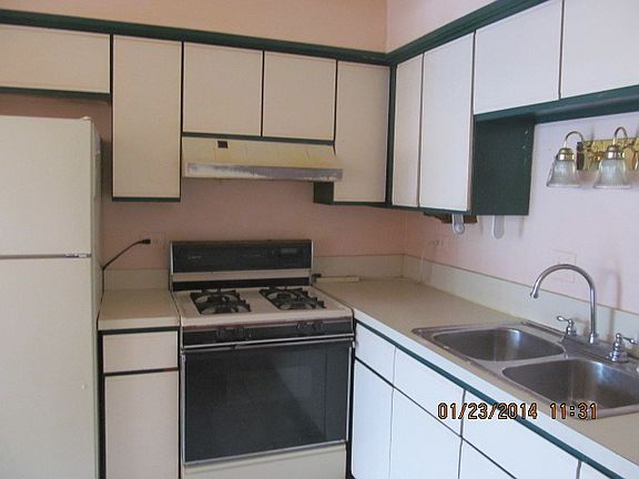 3rd image of 15 Tower Ct
