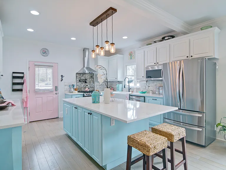 4060 Merritt Dr — Photo 4