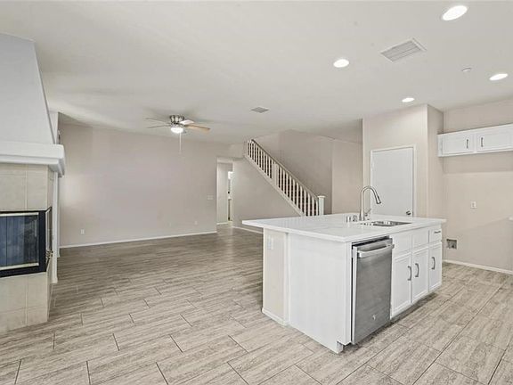 4th image of 4680 Trailmore Ct