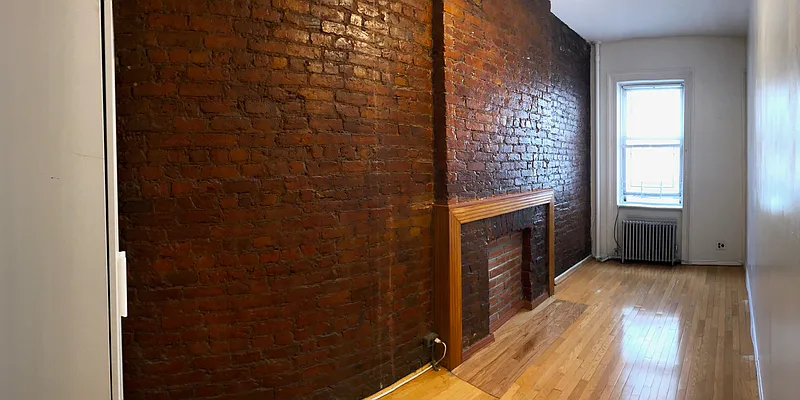 Rented by Kingstone Realty Inc | media 38