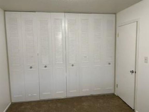 5th image of 1600 Avenue E APT 1