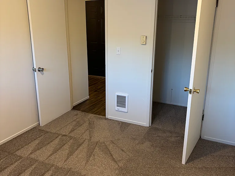 1600 S Kent Des Moines Rd #1 — Photo 8