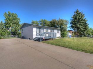1040 E Ohio St, Rapid City, SD 57701