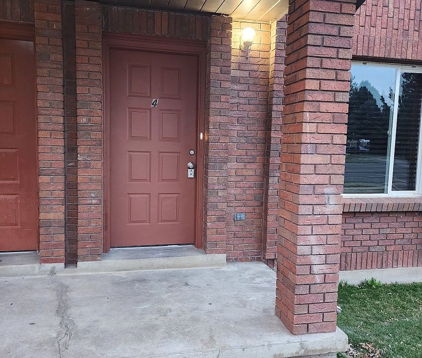 1st image of 1308 Lincoln Ave APT 4