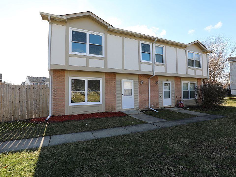 1st image of 11Q Fernwood Dr #Q