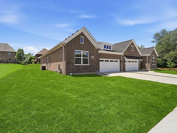 2nd image of 16580 Kayla Dr