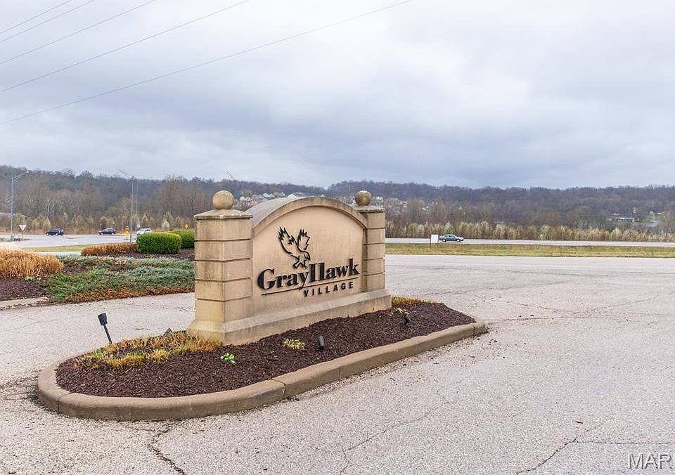 1st image of 1009 Hawk Ridge Dr