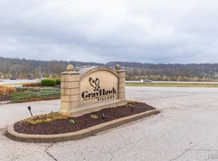 1009 Hawk Ridge Dr, Union, MO 63084