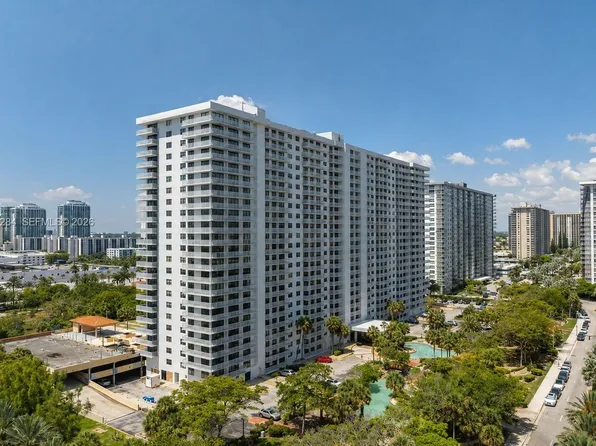 210 174th St APT 515, Sunny Isles Beach, FL 33160