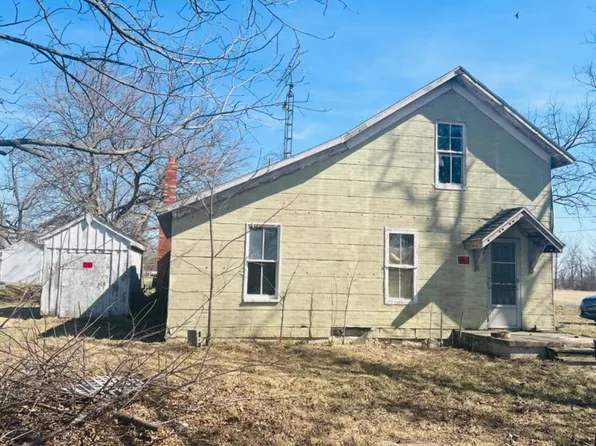 1725 N Oak St, Graytown, OH 43432