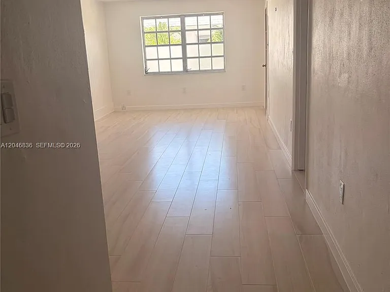 251 Galen Dr #302 — Photo 4