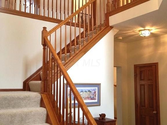 4th image of 825 Delmead Dr