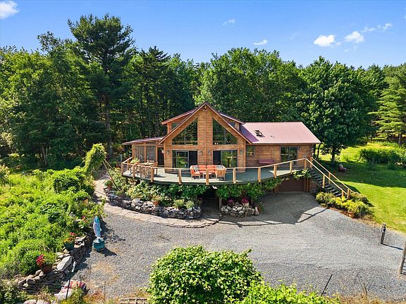 2nd image of 1072 Bucksmills Road