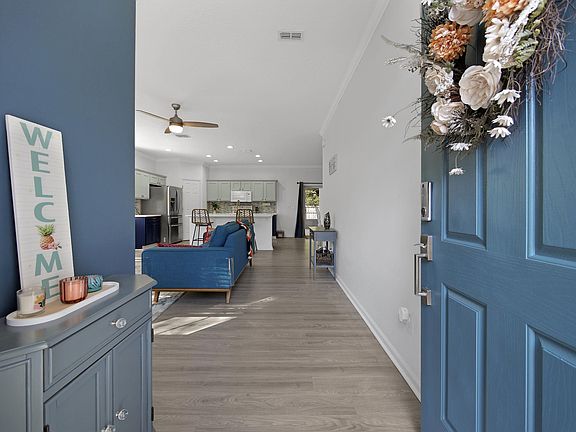 5th image of 11372 Emilys Crossing Ct