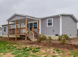 1942 Old Clear Creek Rd, Hendersonville, NC 28792