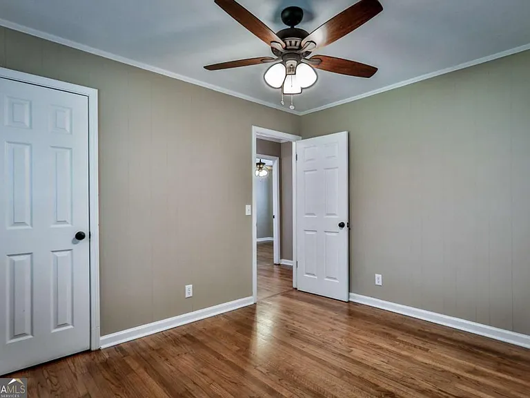 680 North Ave — Photo 15