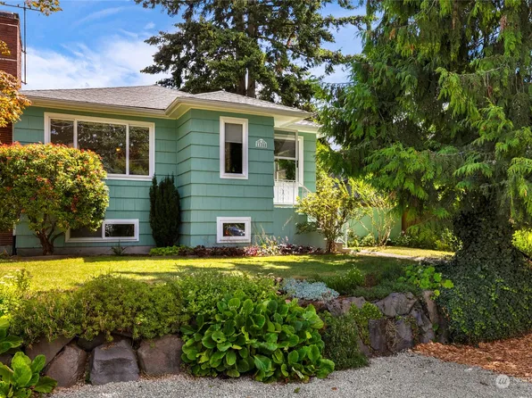 11208 Evanston Avenue N, Seattle, WA 98133