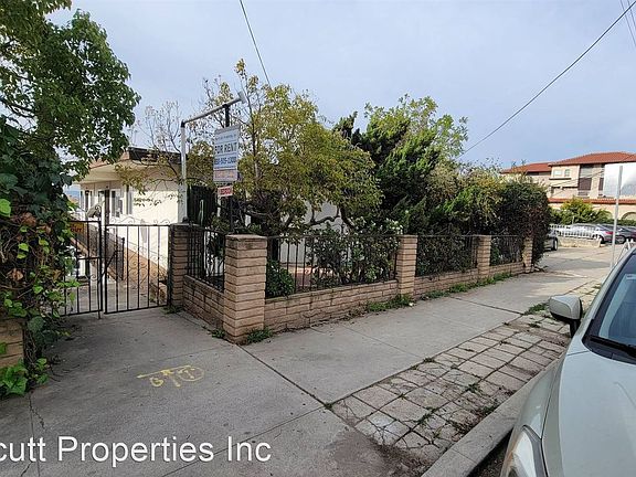 2nd image of 2065 San Diego Ave #3034617