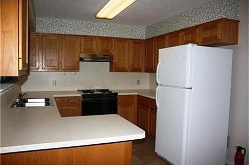 4th image of 3113 Manorwood Dr