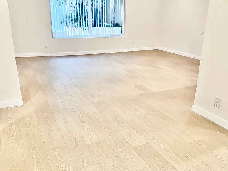 11117 Hartsook St #111 — Photo 3