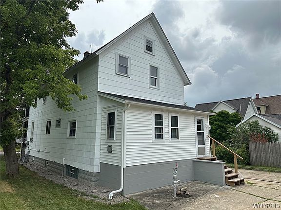 3rd image of 35 Cowing St