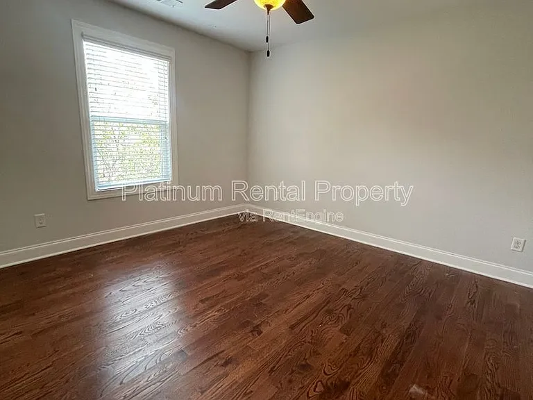 149 Dahlgren St SE — Photo 16