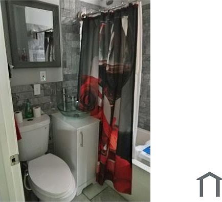 4th image of 1176 Hodiamont Ave
