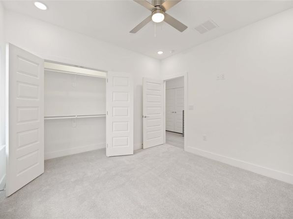 3022 Retta St, Houston, TX 77026