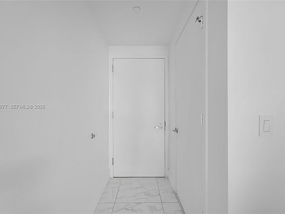 5th image of 460 NE 28th St APT 3002