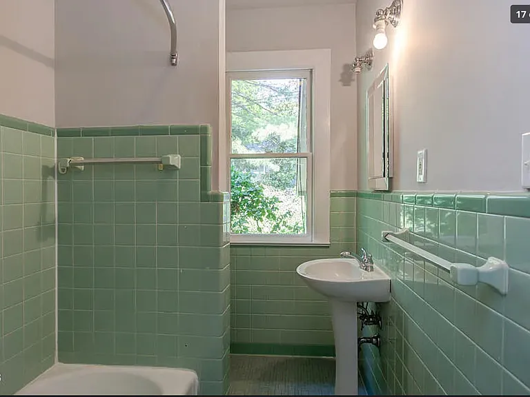 1st Floor Bathroom