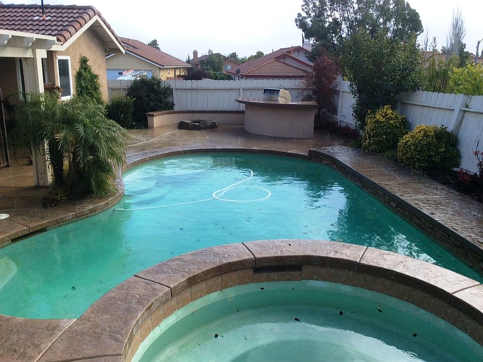 1st image of 23647 Underwood Cir