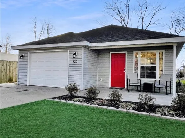 520 SE D St, Bentonville, AR 72712