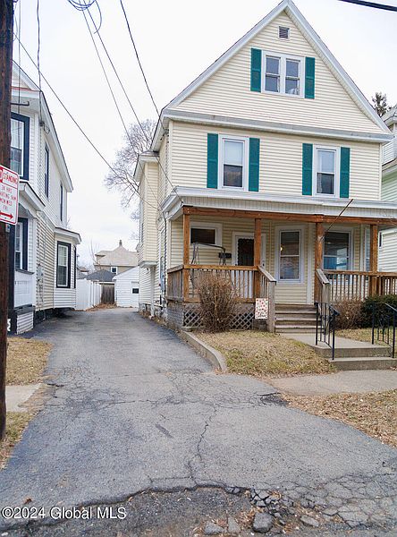 4th image of 67 Snowden Avenue