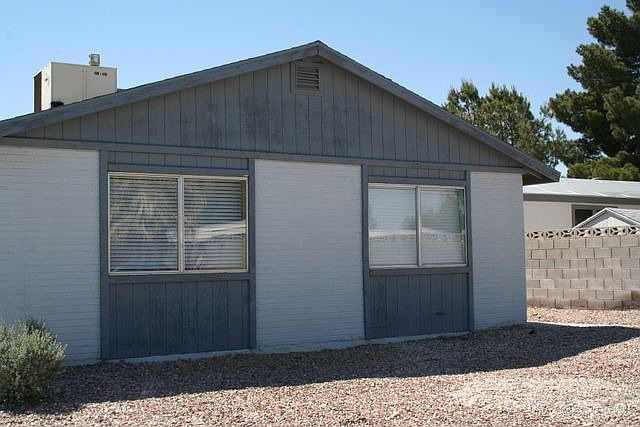 1st image of 749 Vera Dell Ct