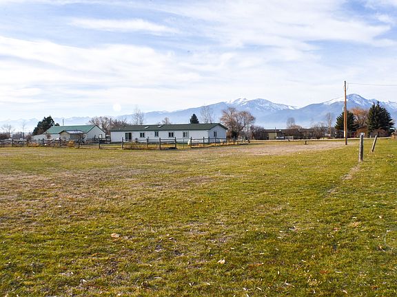 4th image of 1101 Fletcher Ln