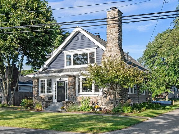 3rd image of 67 Pond St
