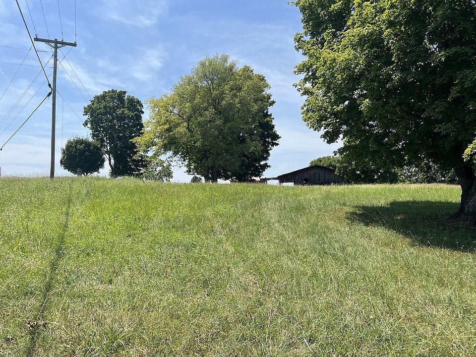 2nd image of 8 Willie Davis Rd