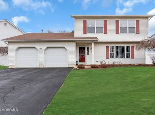 37 Netty St, Howell, NJ 07731