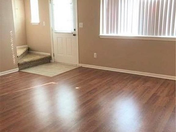 5th image of 1435 Laurel Valley Dr