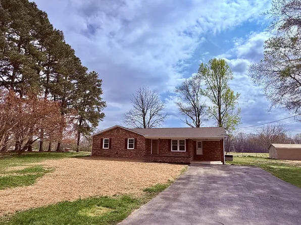 151 Robert Branch Dr, Tullahoma, TN 37388