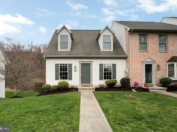 437 Waverly Woods Dr, Harrisburg, PA 17110