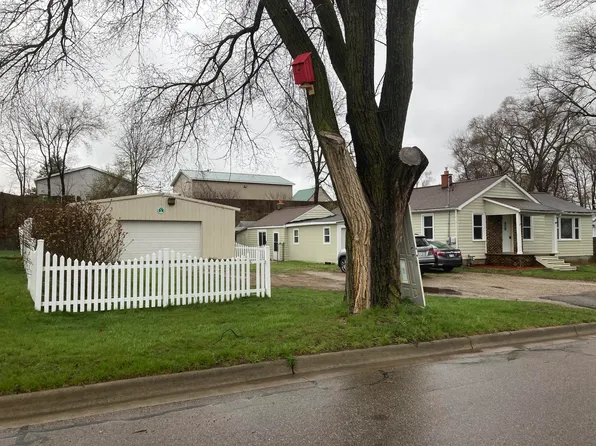 10 Springfield Dr, Springfield, MI 49037