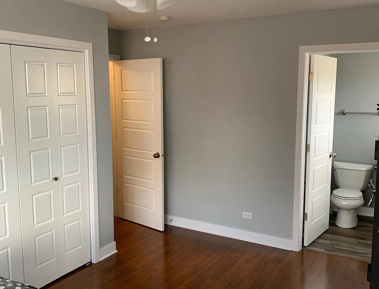 3 bed, 1.5 bath, 1254 sqft, $2,400 — Photo 2
