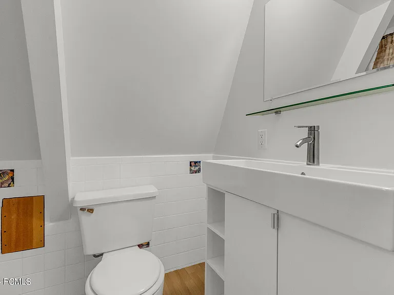 6381 Highland Dr — Photo 18