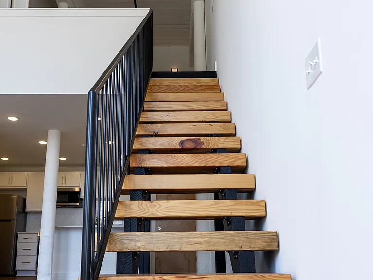 Overton Lofts — Photo 9