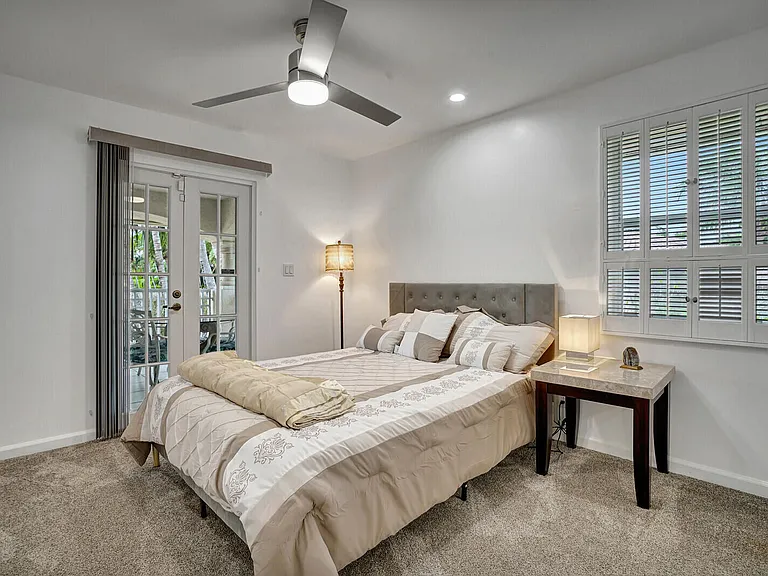 290 E Fern Dr — Photo 29