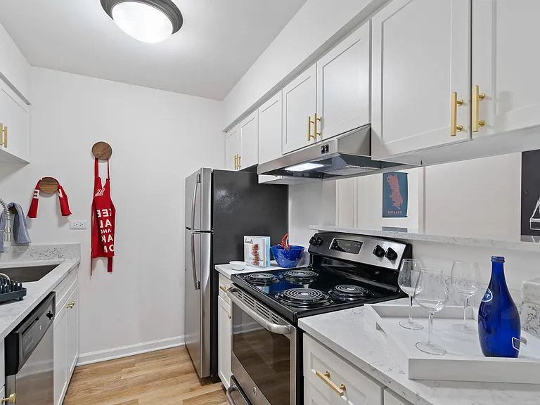 Residences at Arlington Heights — Photo 16